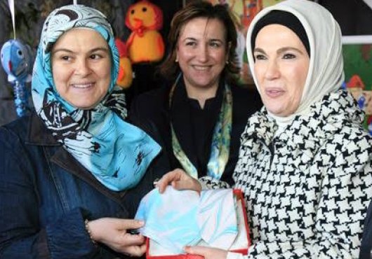 İzmit AK Parti Kadın Kolları Başkanı Fatma Nur Yeşildal..
