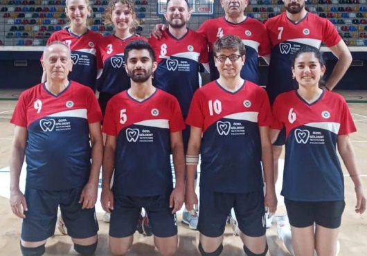 Özer Çimsir Sağlıkçılar Futbol Turnuvasında Çeyrek Finalistler Belirlendi