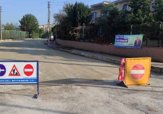 Başiskele Yeniköy Çınar Caddesi asfaltlandı   
